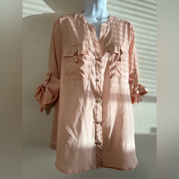 NWT Calvin Klein Textured Roll Tab Button Down Shirt - Picture 3 of 7